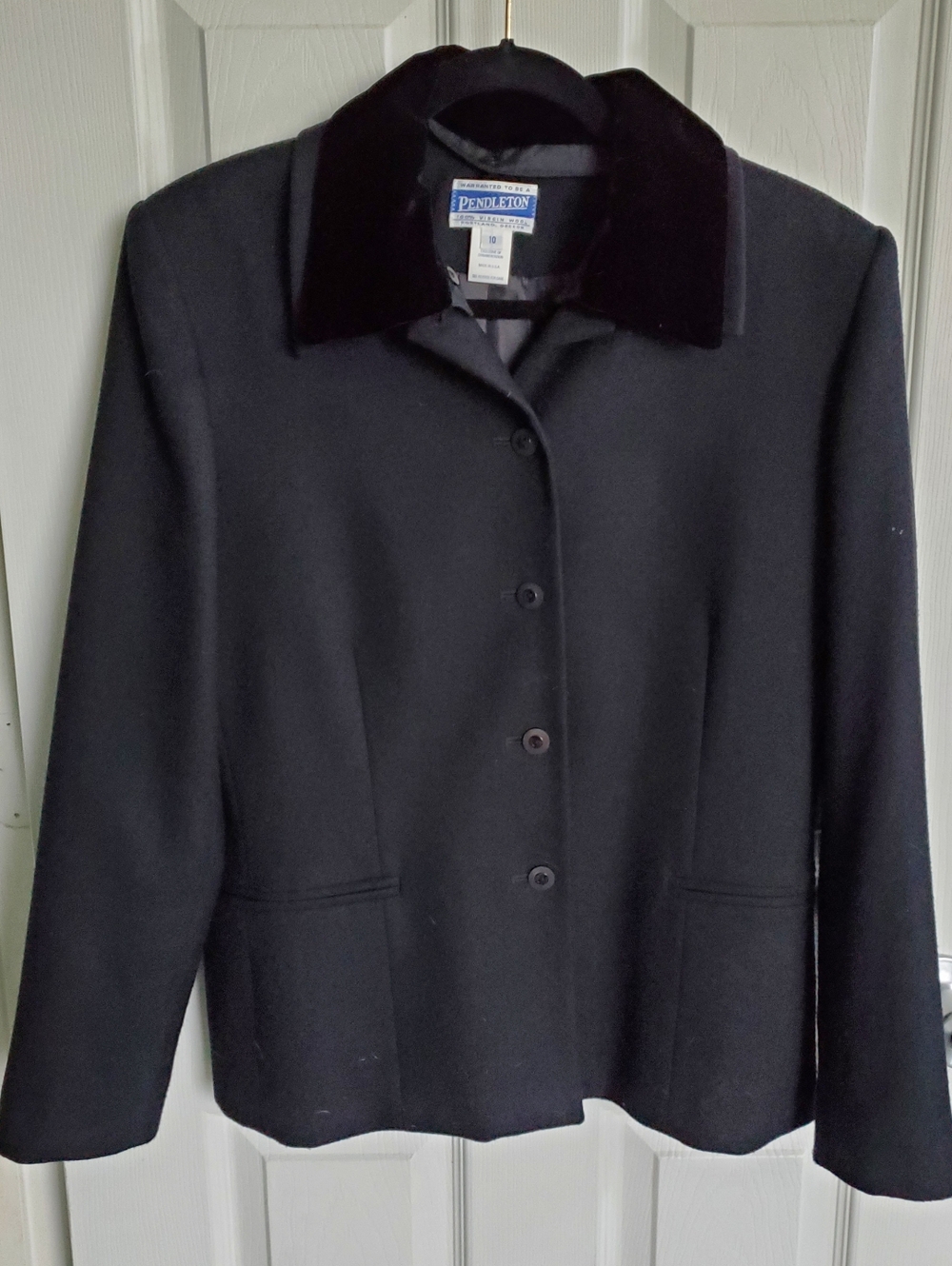 Pendleton Womens 100% Virgin Wool Pea Coat Style Blk Jacket Sz 10 Velvet Collar